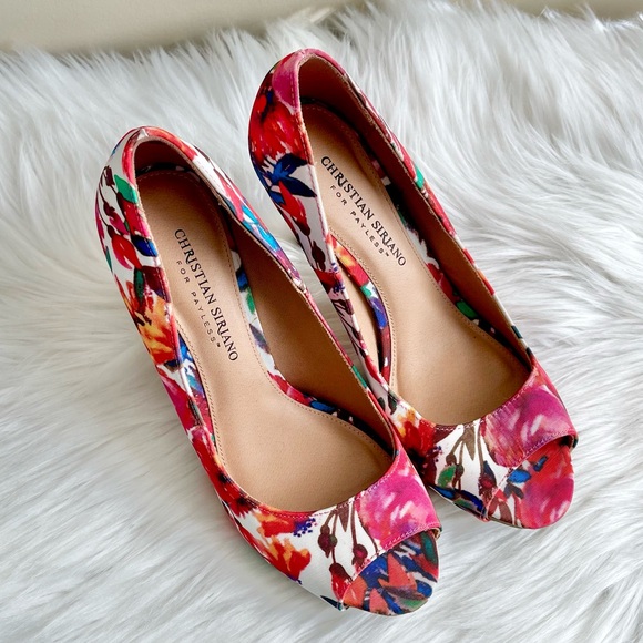 NWOT Christian Siriano Multicolored Floral Heels - Picture 3 of 6